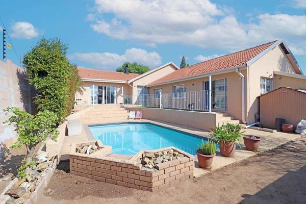 4 Bedroom House