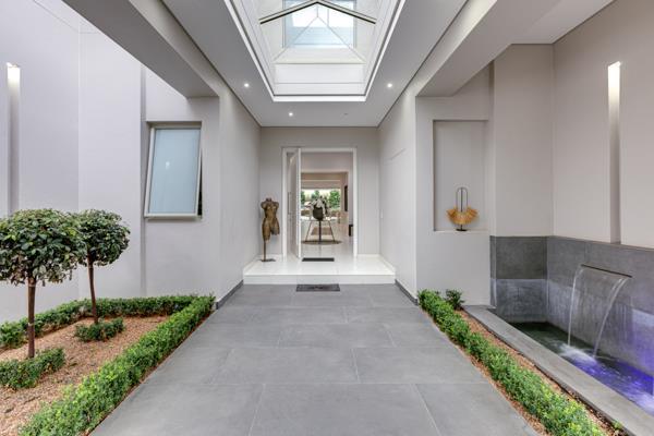 5 Bedroom House