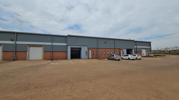 1 145  m² Industrial space