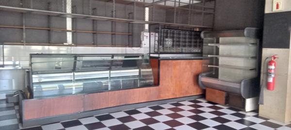 103  m² Retail Space