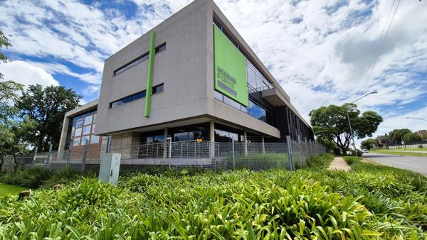 242 m² Office Space