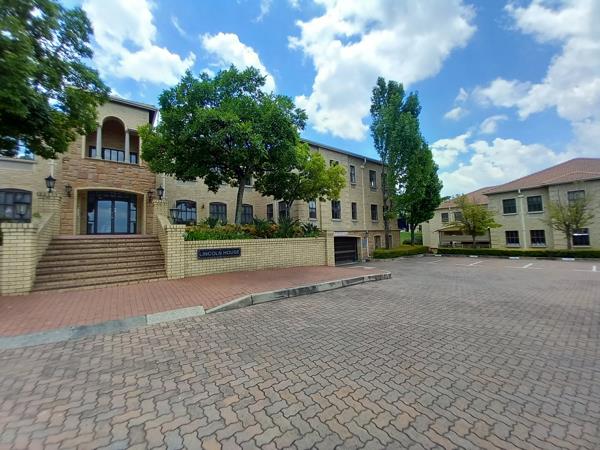 631 m² Commercial space