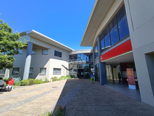 296 m² Commercial space