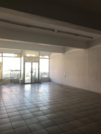 135  m² Retail Space