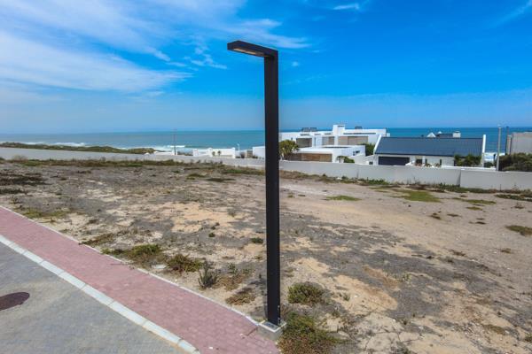 705 m² Land