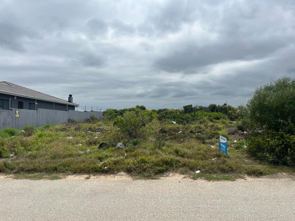 607 m² Land