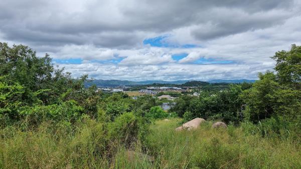 1 672 m² Land