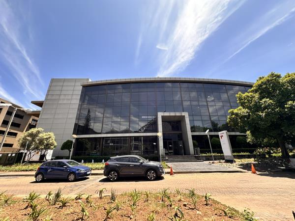 9 657 m² Commercial space