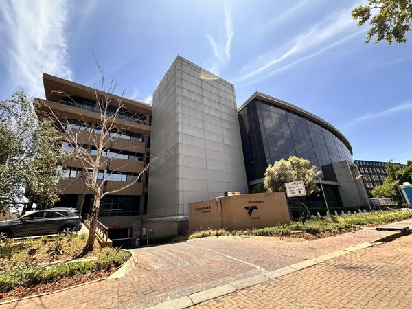 4 940 m² Commercial space