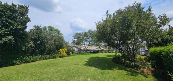 831 m² Land
