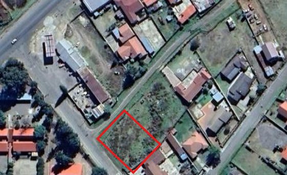 1 038 m² Land