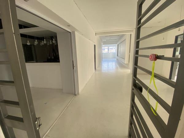 800  m² Commercial space