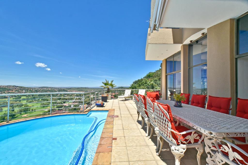 4 Bedroom Apartment