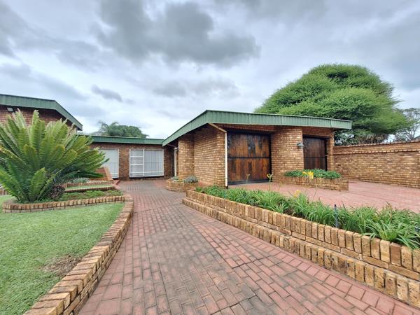 7 Bedroom House