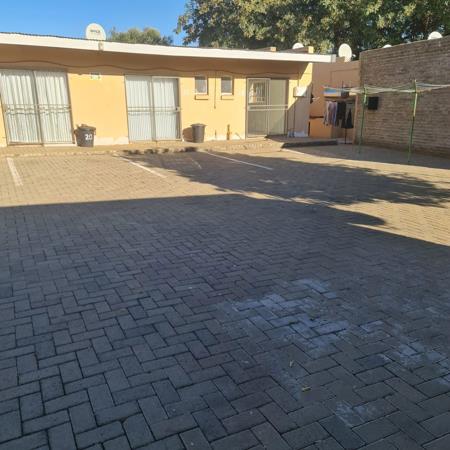 14 Bedroom Apartment