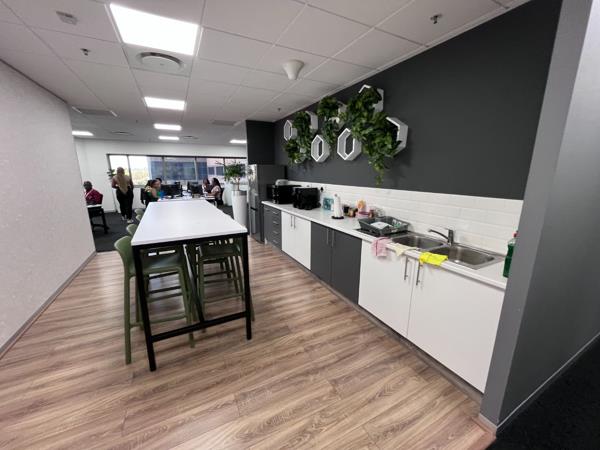 270  m² Commercial space