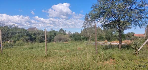 2 403 m² Land