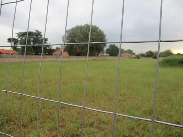 4 064 m² Land