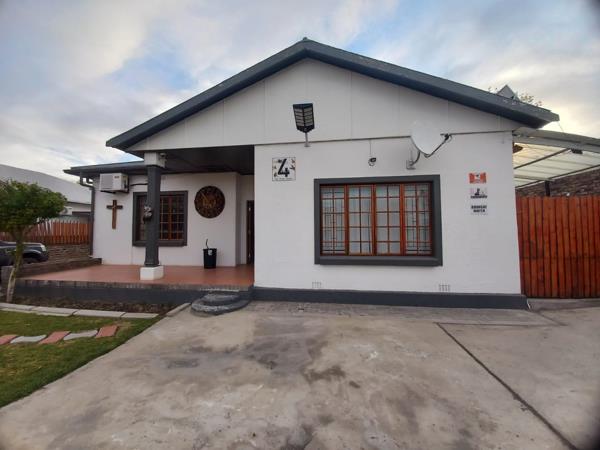 5 Bedroom House