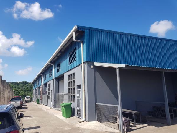 215 m² Commercial space