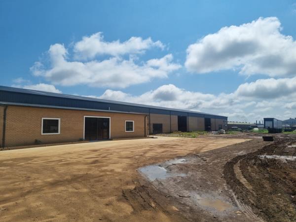 800  m² Commercial space