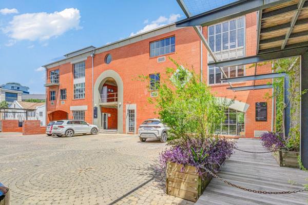 162  m² Office Space