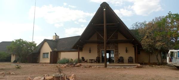 6 Bedroom House