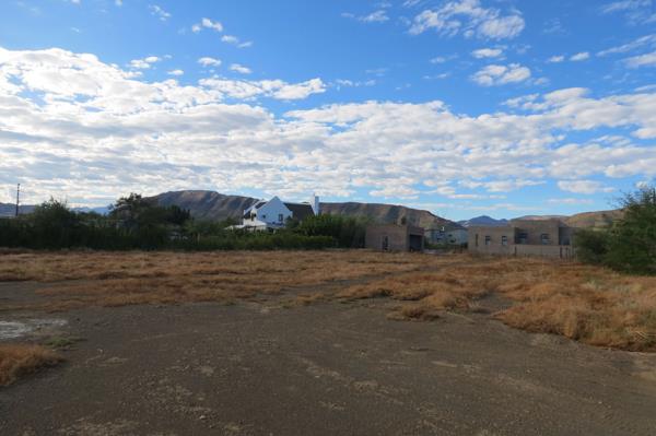 1 041 m² Land