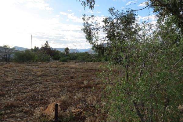 1 041 m² Land