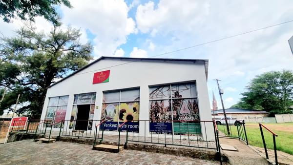 405  m² Commercial space