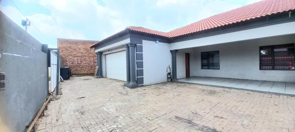 4 Bedroom House