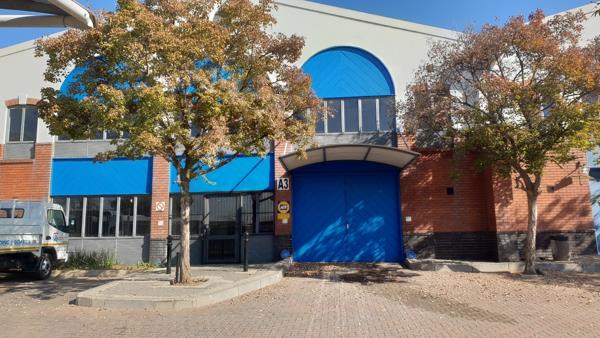 650  m² Industrial space