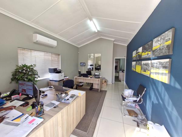 350  m² Commercial space