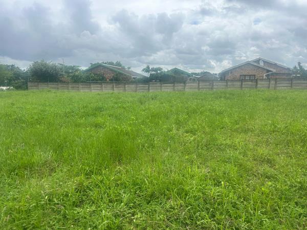 1 088 m² Land
