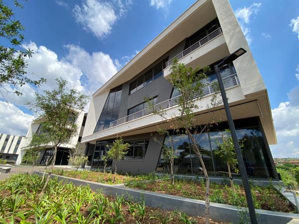 1 578 m² Office Space