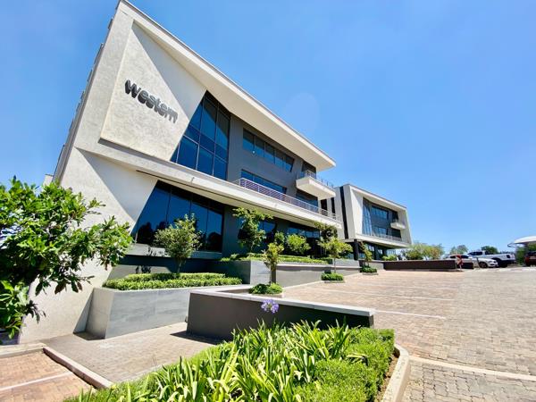 1 400 m² Office Space