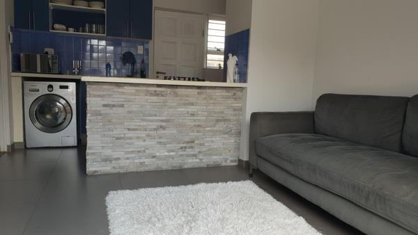 1 Bedroom House
