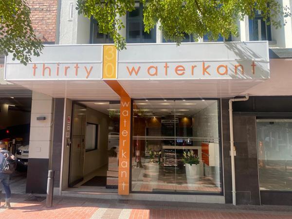 335  m² Commercial space