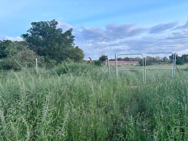 3 093 m² Land