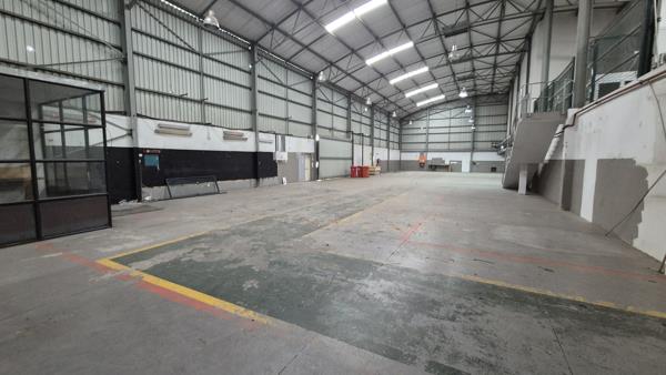 1 652  m² Industrial space