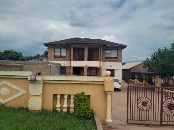 6 Bedroom House
