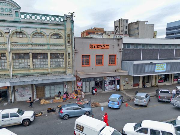 570  m² Retail Space
