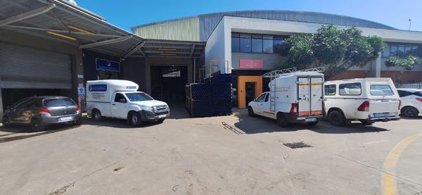 1 671 m² Industrial space