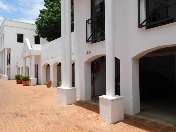 200  m² Commercial space