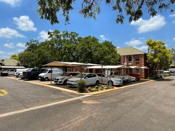 544  m² Commercial space