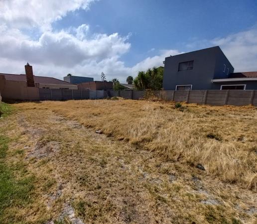 450 m² Land