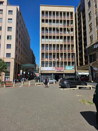 4 072  m² Office Space