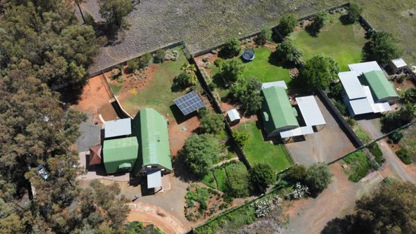 4 280 ha Smallholding