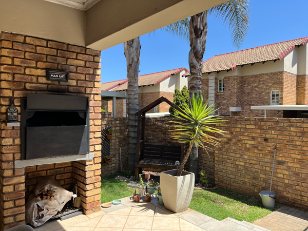 3 Bedroom Townhouse