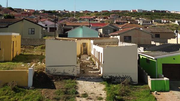 265 m² Land